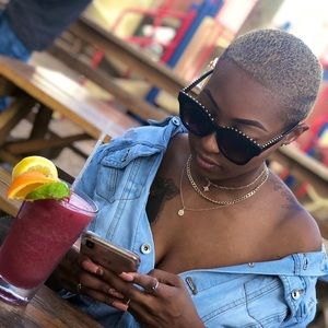 Meet your Posher, Jordyn